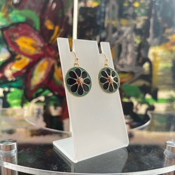 Sonoma Floral Dangle Earrings 1.25 inch - Picture 4 of 4